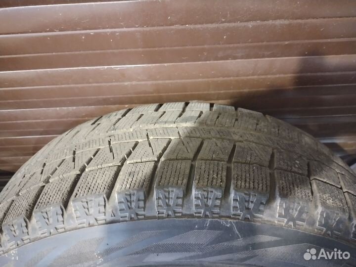 Bridgestone Blizzak Revo GZ 195/65 R15