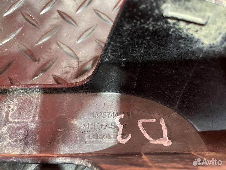 Накладка ручка капота левая Daf XF106