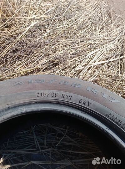 Pirelli Carrier 215/55 R17