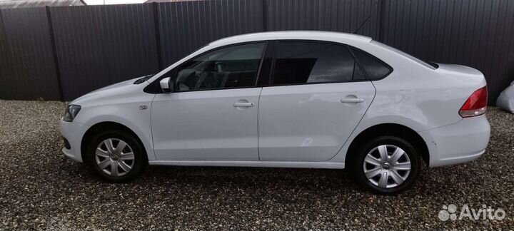 Бампер Volkswagen Polo 2014