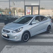 Hyundai Solaris 1.4 AT, 2012, 161 359 км, с пробегом, цена 875 000 руб.