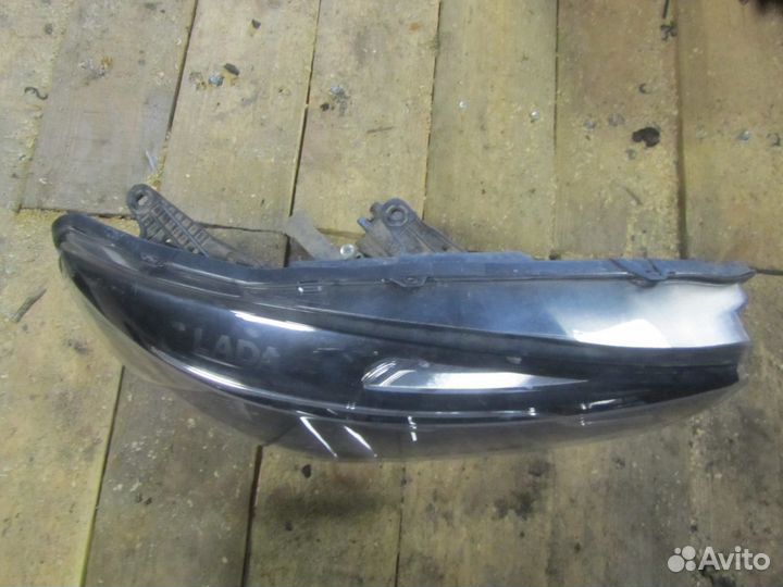 Фара Vesta/Веста правая 8450006952