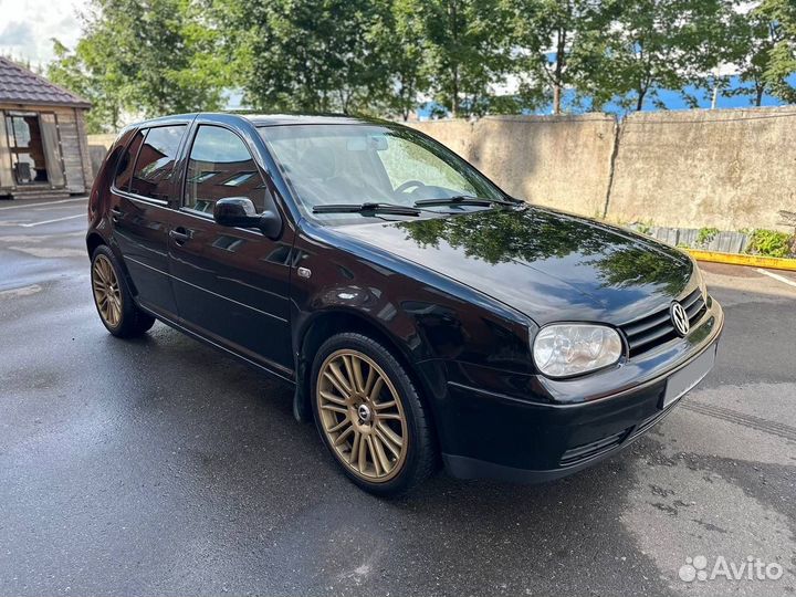 Volkswagen Golf 1.6 МТ, 2001, 339 000 км