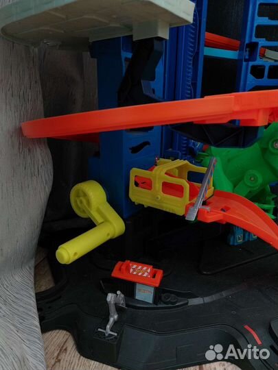 Hot wheels 2 базы