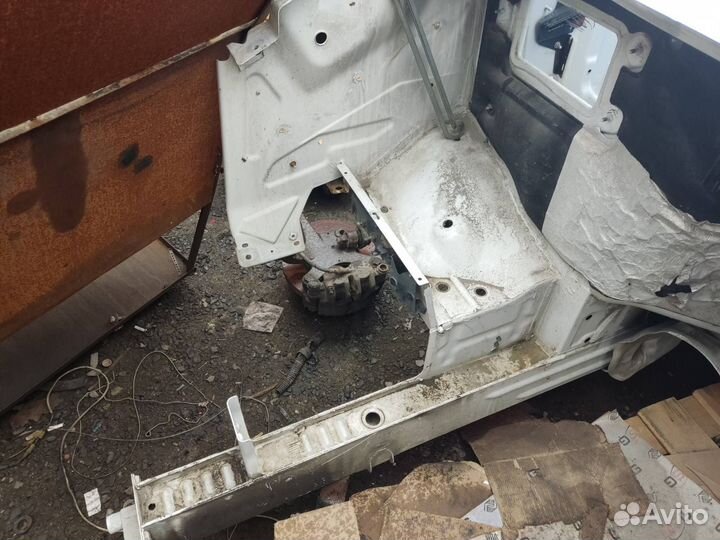 Лонжерон передний левый, правый Крафтер, Спринтер