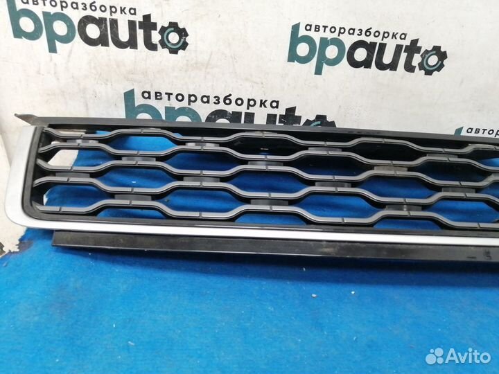 Решетка радиатора JK62-8200-AE Land Rover Range