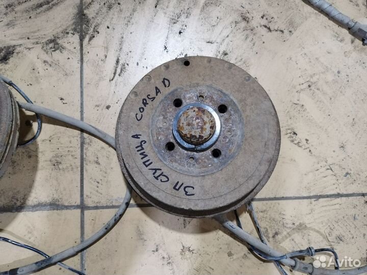 Задняя ступица правая левая opel corsa d