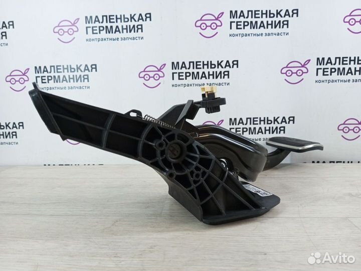 Педаль тормоза BMW 8 G14/G15 G30 2020 35006866485