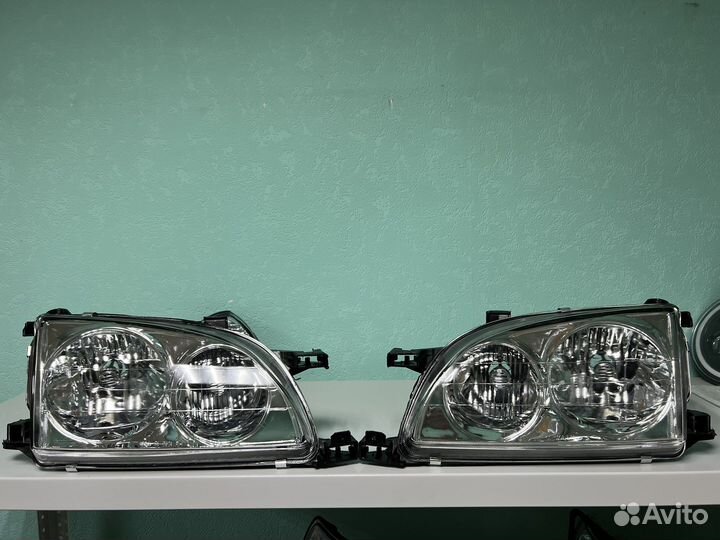 Фары Toyota Caldina 210 Хром