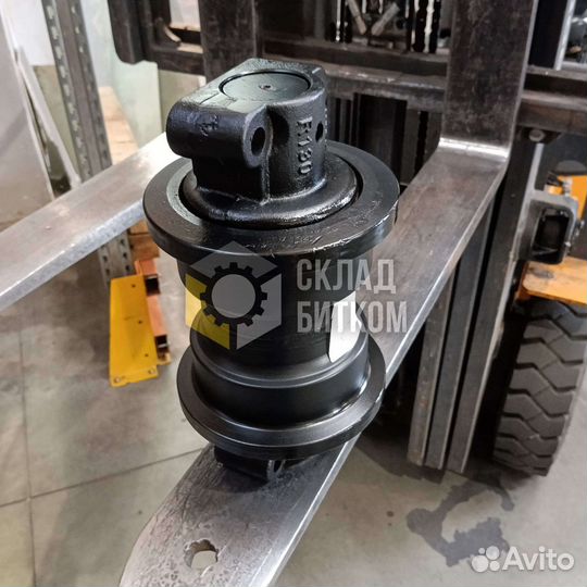 Каток опорный Volvo EC200