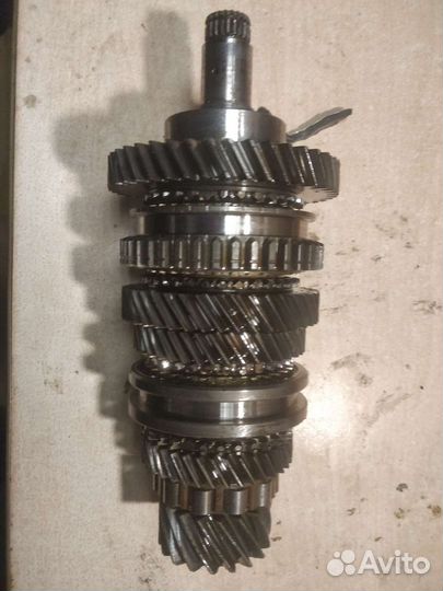 Вторичный вал в сборе на МКПП Chevrolet lacetti