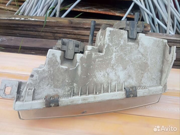 Фара ваз 2110 бу