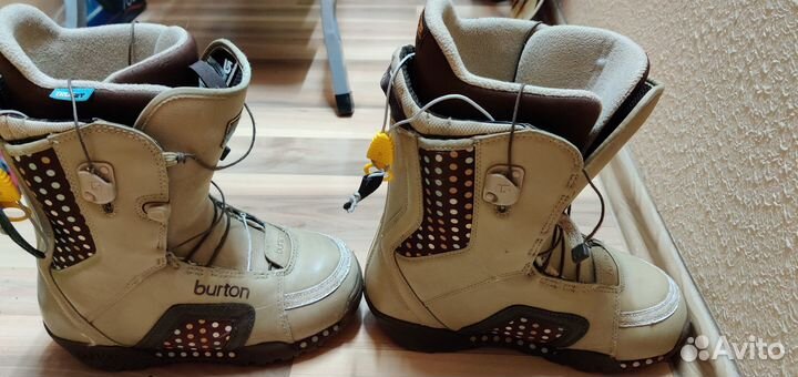 Сноубордические ботинки женские burton emerald