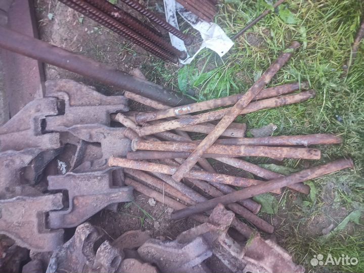 Запчасти на Дт-75