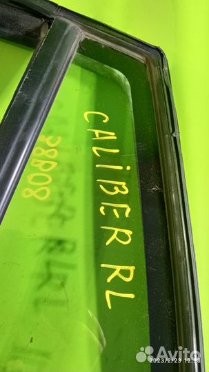 Форточка двери задней левой для Dodge Caliber