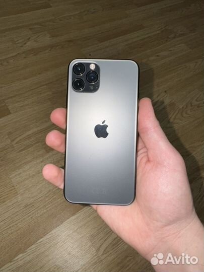 iPhone 11 Pro, 64 ГБ