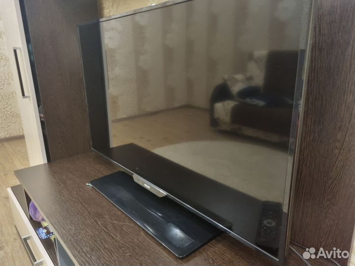 Телевизор на запчасти