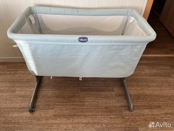Детская кроватка для новорожденных chicco