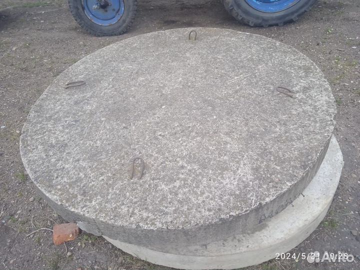 Фундаментные блоки и дорожные плиты