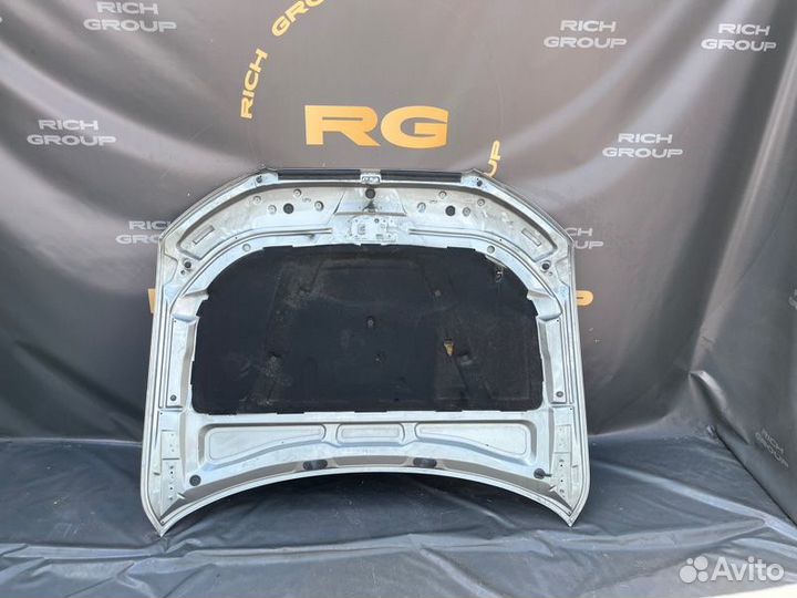 Капот Audi A4 8K2 caeb 2009