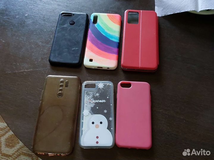 Чехлы на телефон
