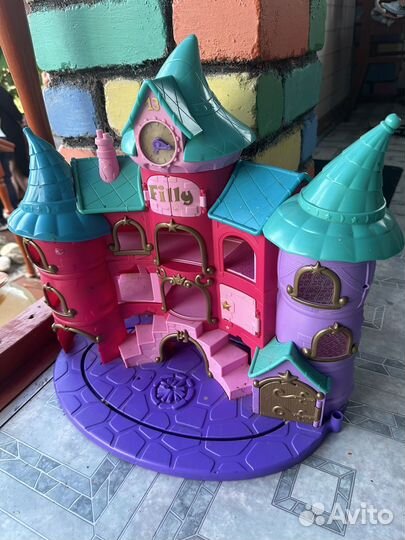 Игрушка Замок