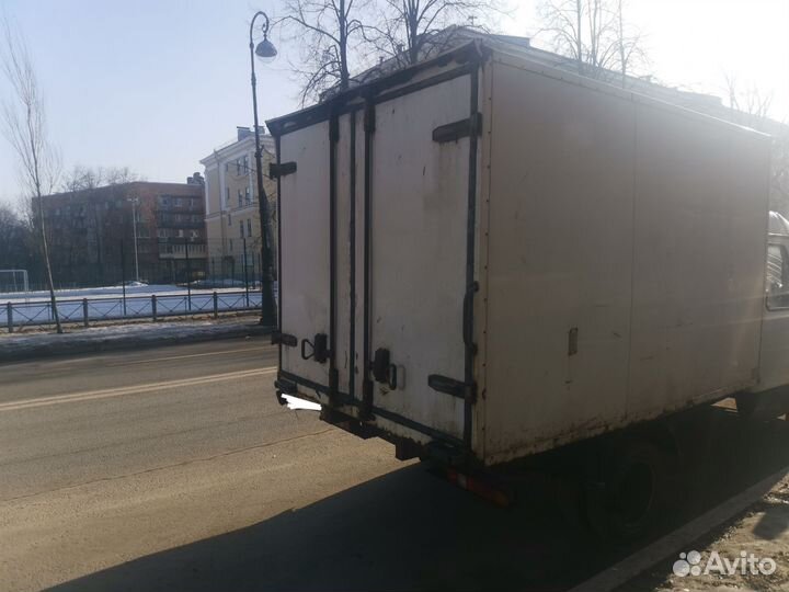 Ворота на изотермический фургон