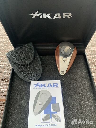 Катер Xikar в чехле из ската в подарочном кейсе