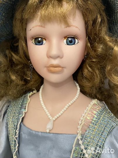 Кукла-фарфор,45 см
