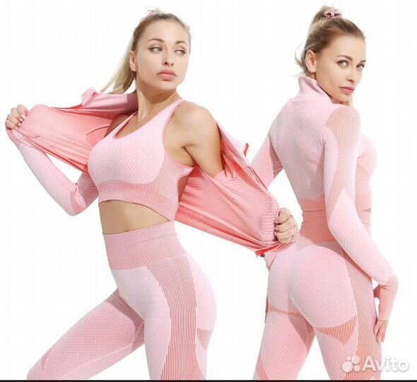 Костюм для фитнеса (тройка) новый