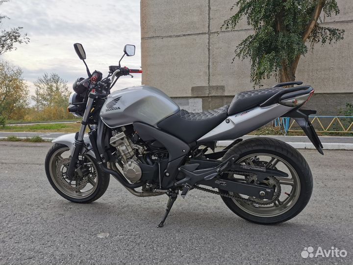 Honda cbf 600