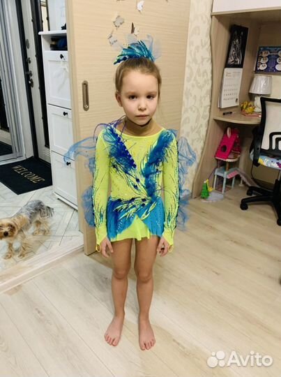 Костюм для фигурного катания