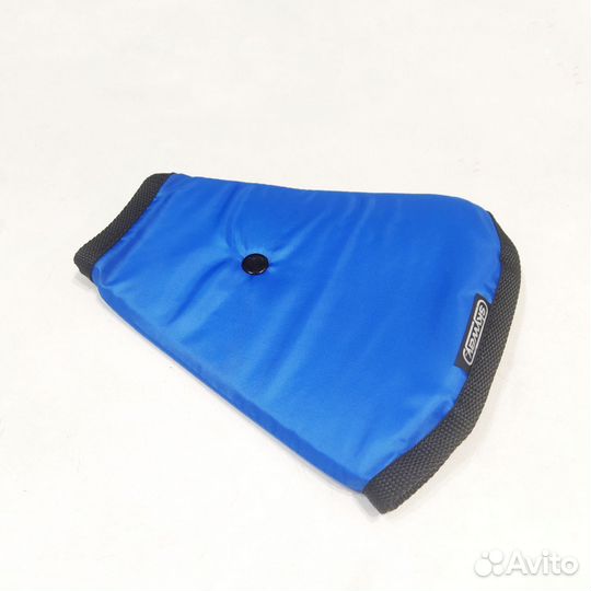 Накладка корректор на ремень безопасности детский