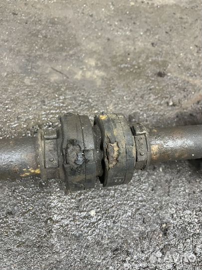 Привод левый Nissan Primera P12 02г. 1.8 QG18