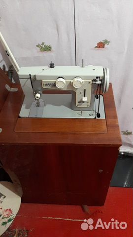 Швейная машинка Чайка 3