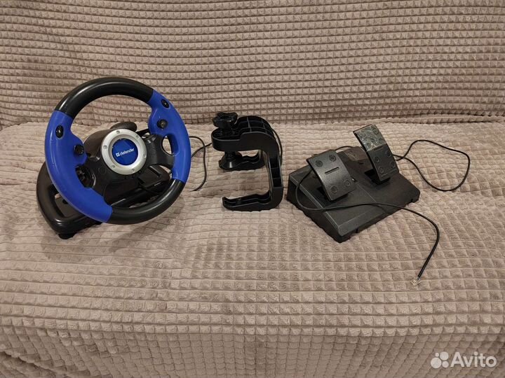Игровой руль с педалями и коробкой передач