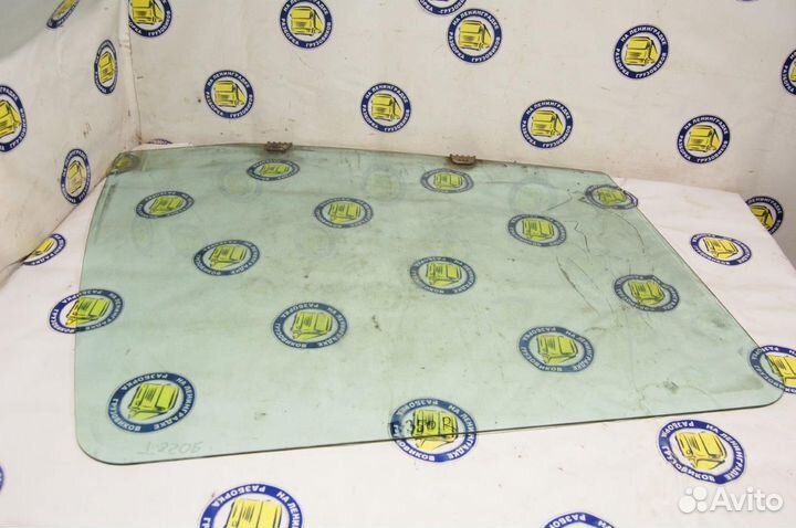 Стекло двери правое 81626450038 MAN, TGA