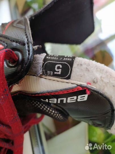 Хоккейные коньки bauer vapor X700