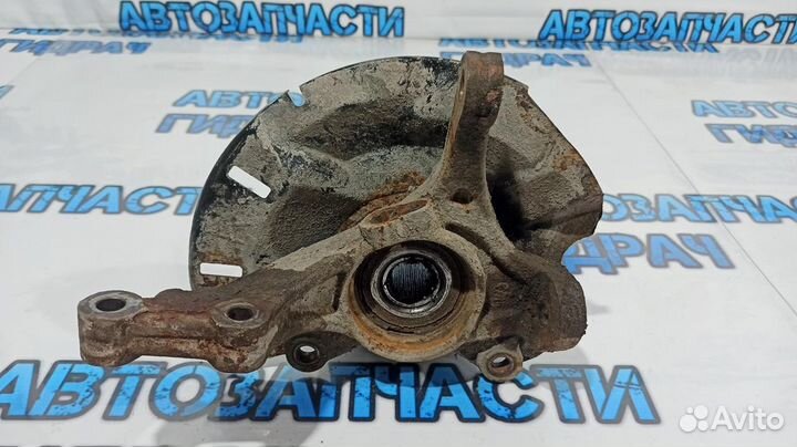 Кулак поворотный передний правый Kia Rio 3 51716-0U001