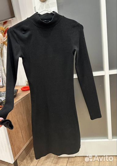 Платье черное
