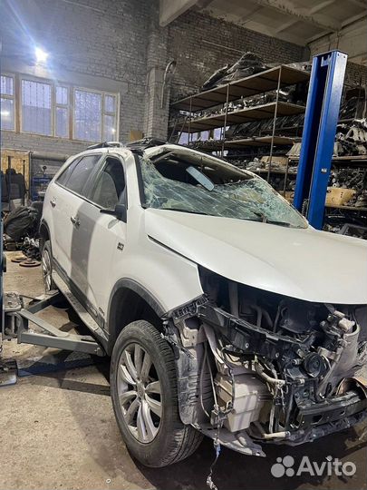 В разборе Киа Соренто 2 двс 2.4 G4KE АКПП 4WD год