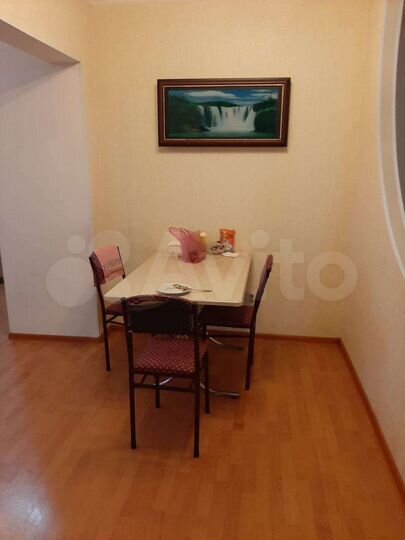 Комната 25 м² в 4-к., 2/2 эт.