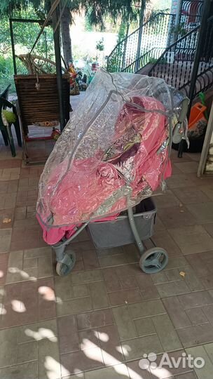 Прогулочная коляска