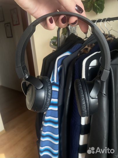 Беспроводные наушники jbl