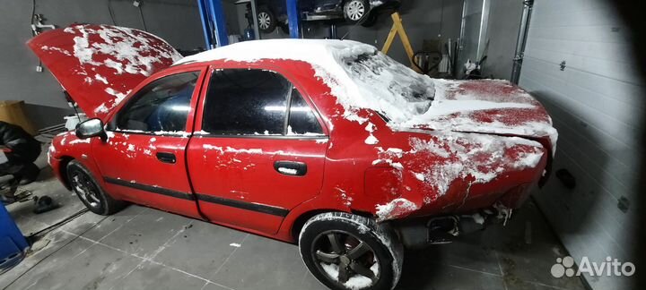 Mitsubishi carisma DA 1.6 МКПП