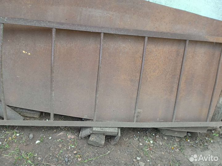 Металлическая лестница