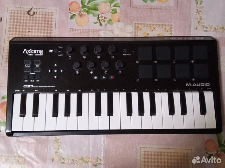 Синтезатор Axiom AIR Mini 32