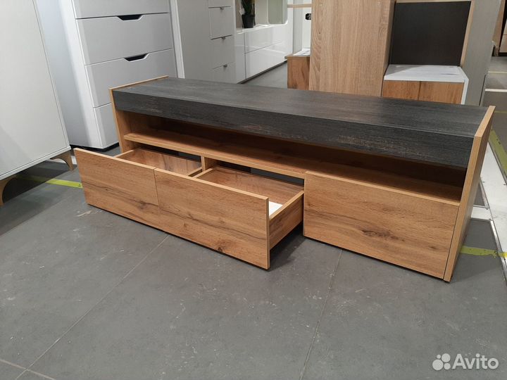 Тумба тв 1,4 м дуб вотан/интра