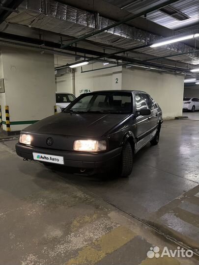Volkswagen Passat 1.8 МТ, 1988, 100 000 км