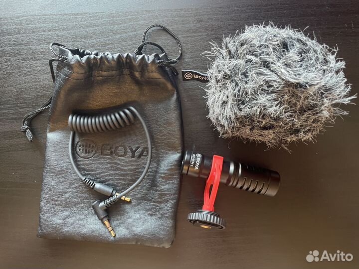 Микрофон накамерный Boya BY-MM1